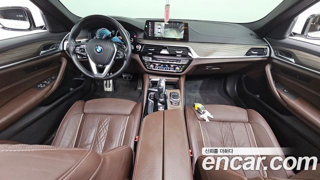 BMW 5 Series (G30) 520d xDrive M Sport Package Plus 2018 — фото 7