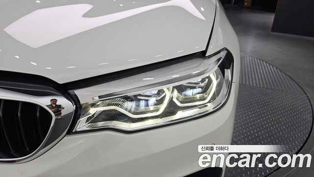 BMW 5 Series (G30) 520d xDrive M Sport Package Plus 2018 — фото 22