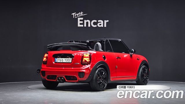 MINI Cooper S Convertible JCW 3rd 2020 — фото 2