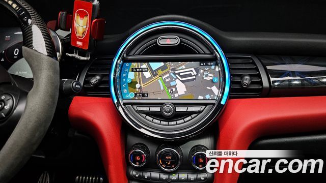 MINI Cooper S Convertible JCW 3rd 2020 — фото 14