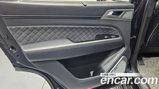 KG Mobility (SsangYong) Rexton Diesel 2.2 4WD The Black 2021 — фото 25