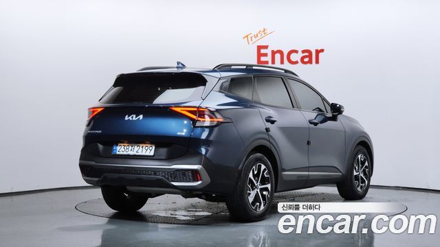 Kia Sportage Hybrid (V) Signature Gravity 4WD 2023 — фото 2