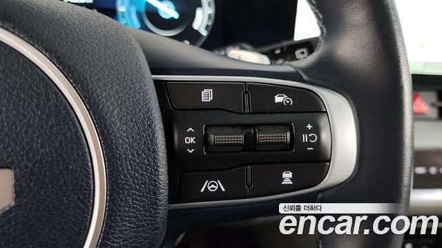 Kia Sportage Hybrid (V) Signature Gravity 4WD 2023 — фото 18