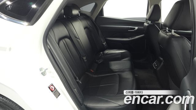 Hyundai Sonata (DN8) 2.0 Premium Plus 2022 — фото 12