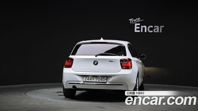 BMW 1 Series (F20) 118d Sport 5Door 2015 — фото 4