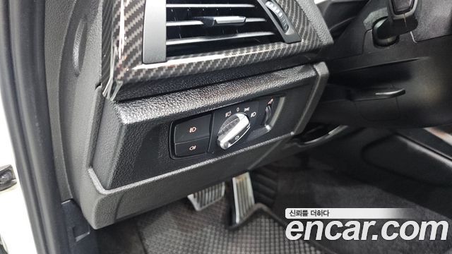 BMW 1 Series (F20) 118d Sport 5Door 2015 — фото 19