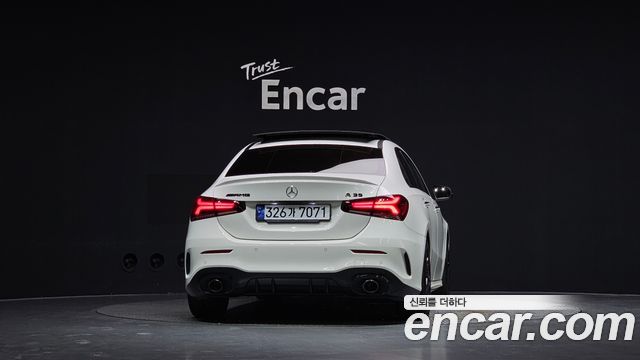 Mercedes-Benz A-Class (W177) AMG A35 4MATIC Sedan 2023 — фото 4