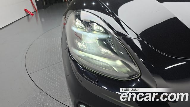 Porsche Panamera (971) 3.0 AWD 2020 — фото 22
