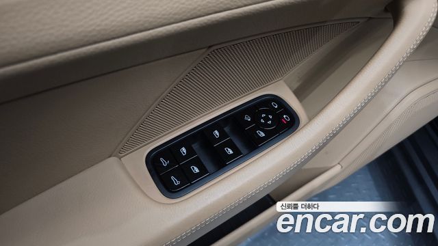 Porsche Panamera (971) 3.0 AWD 2020 — фото 29