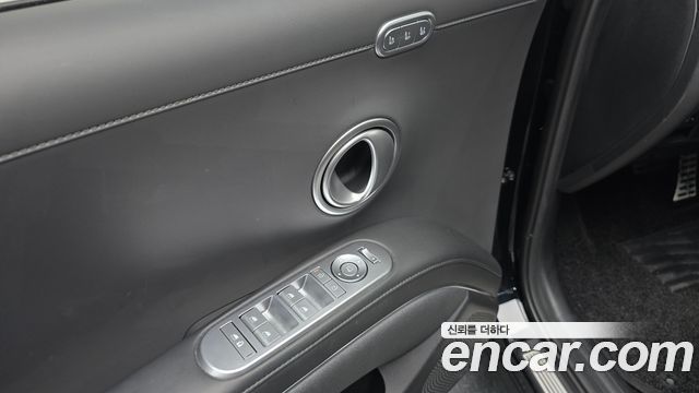 Hyundai Palisade (LX3) Gasoline 2.5T 4WD 9-Seater Calligraphy 2025 — фото 15