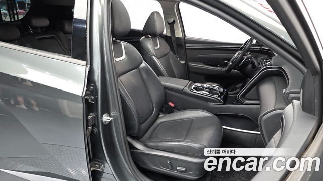 Hyundai Tucson (NX4) Gasoline 1.6 Turbo 4WD Inspiration 2022 — фото 11
