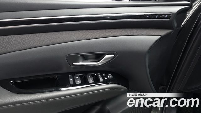 Hyundai Tucson (NX4) Gasoline 1.6 Turbo 4WD Inspiration 2022 — фото 19