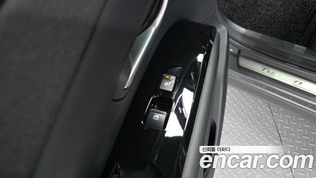 Hyundai Tucson (NX4) Gasoline 1.6 Turbo 4WD Inspiration 2022 — фото 34