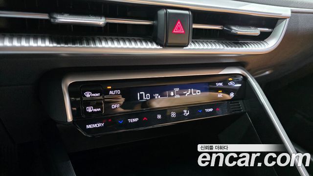 Kia K5 (III) 1.6 Turbo Prestige 2023 — фото 30