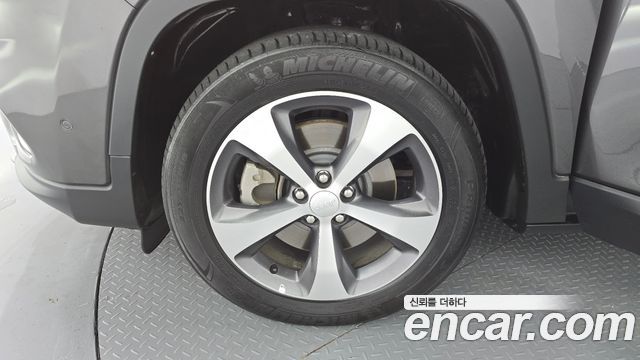 Jeep Cherokee (KL) 2.4 Limited 2WD 2022 — фото 5