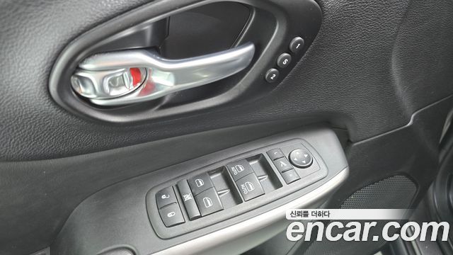 Jeep Cherokee (KL) 2.4 Limited 2WD 2022 — фото 19