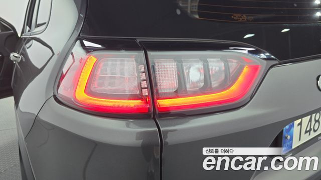 Jeep Cherokee (KL) 2.4 Limited 2WD 2022 — фото 23