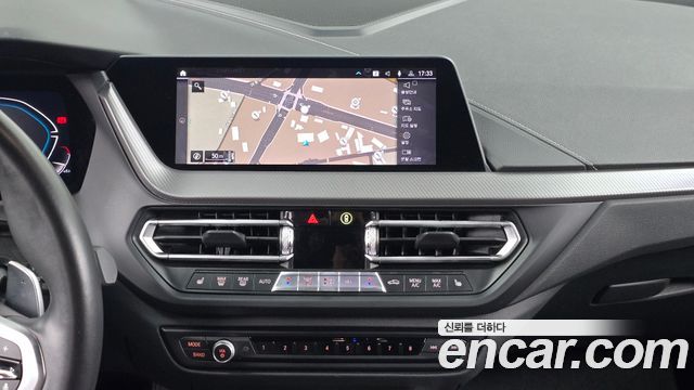 BMW 1 Series (F40) 118d M Sport 2021 — фото 12