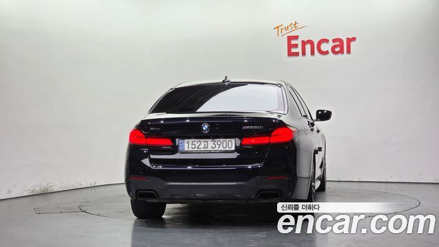 BMW 5 Series (G30) M550i xDrive 2021 — фото 4