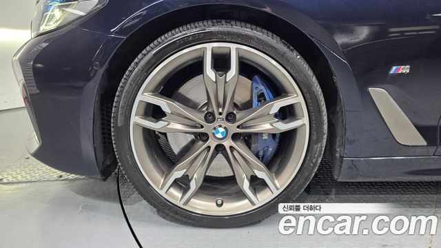 BMW 5 Series (G30) M550i xDrive 2021 — фото 5