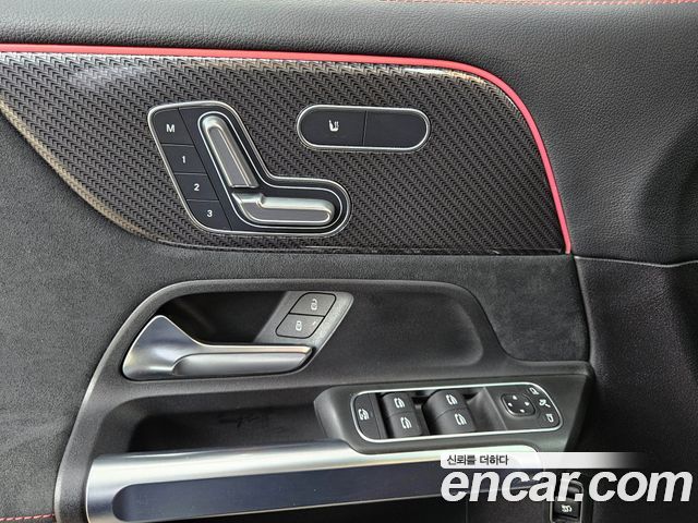Mercedes-Benz GLB-Class (X247) GLB250 4MATIC 2021 — фото 16