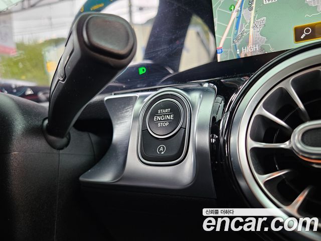 Mercedes-Benz GLB-Class (X247) GLB250 4MATIC 2021 — фото 19