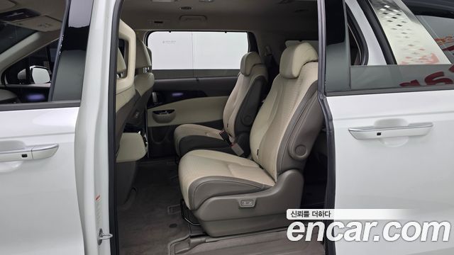 Kia Carnival (IV) Gasoline 9-Seater Signature 2023 — фото 12