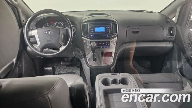 Hyundai Grand Starex Van 3-Seater Smart 2021 — фото 7