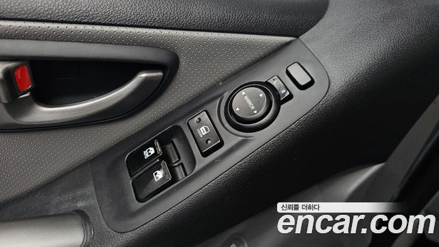 Hyundai Grand Starex Van 3-Seater Smart 2021 — фото 19