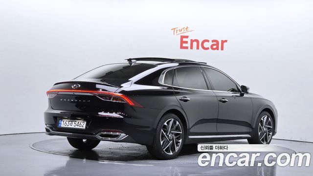 Hyundai Grandeur (IG) 3.3 Le Blanc 2023 — фото 2