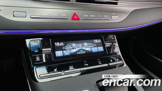 Hyundai Grandeur (IG) 3.3 Le Blanc 2023 — фото 17