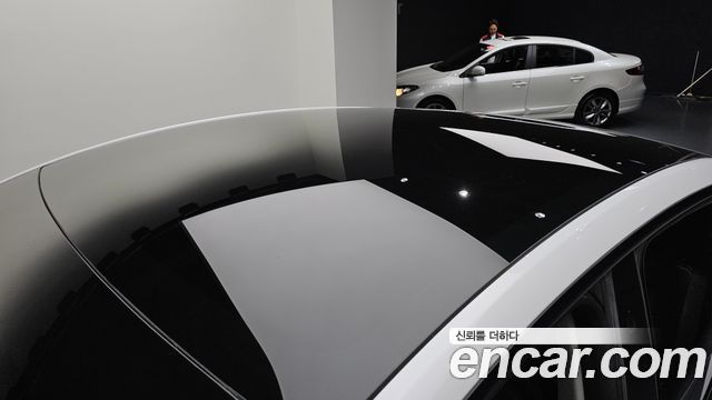 Tesla Model Y Long Range AWD 2021 — фото 15