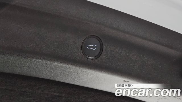 Tesla Model Y Long Range AWD 2021 — фото 31