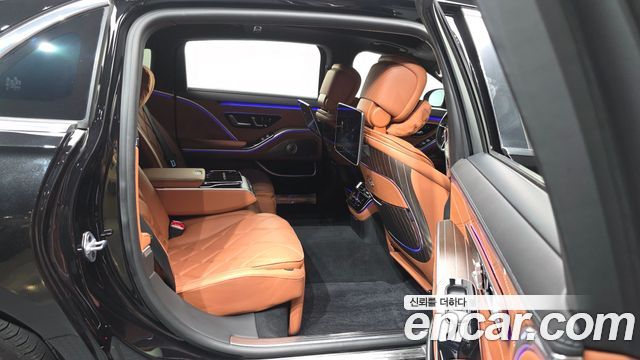 Mercedes-Benz S-Class (W223) Maybach S680 4MATIC 2023 — фото 16