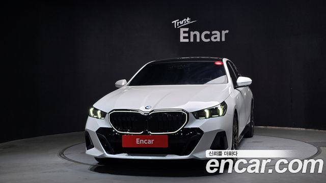 BMW 5 Series (G60) 530i xDrive M Sport Pro Special Edition 2026 — фото 3