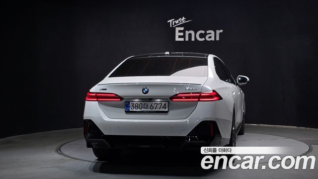BMW 5 Series (G60) 530i xDrive M Sport Pro Special Edition 2026 — фото 4