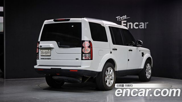 Land Rover Discovery 4 3.0 SDV6 SE 2016 — фото 2