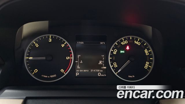 Land Rover Discovery 4 3.0 SDV6 SE 2016 — фото 8