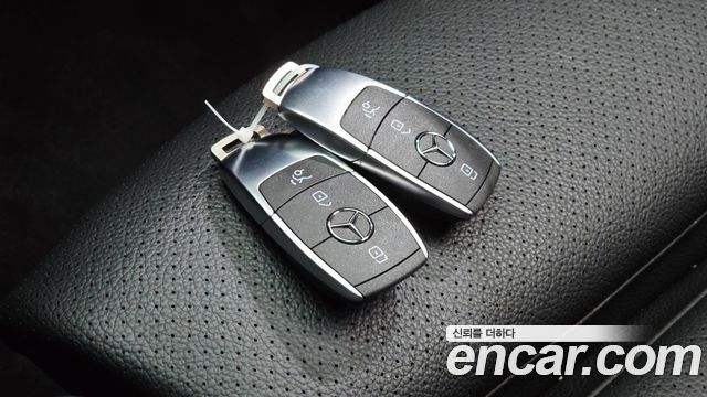 Mercedes-Benz C-Class (W205) C220 d 4MATIC 2020 — фото 15