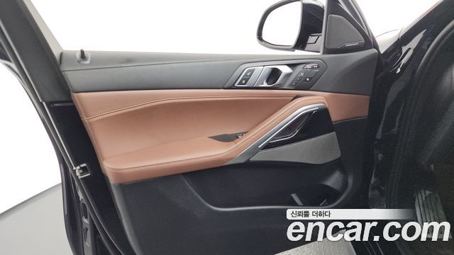 BMW X6 (G06) xDrive40i M Sport 2025 — фото 24