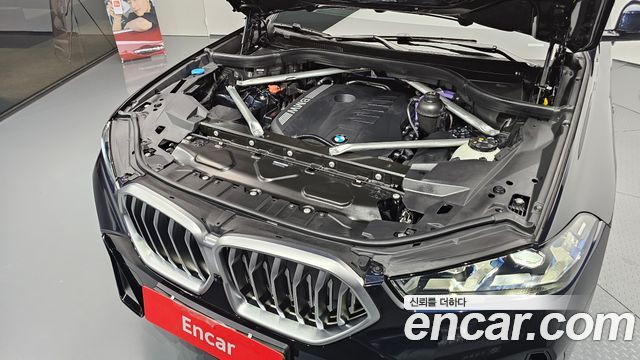 BMW X6 (G06) xDrive40i M Sport 2024 — фото 6