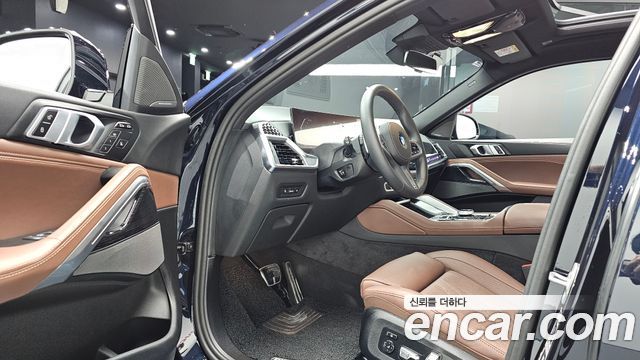 BMW X6 (G06) xDrive40i M Sport 2024 — фото 10