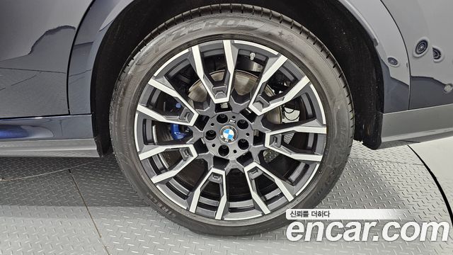 BMW X6 (G06) xDrive40i M Sport 2024 — фото 21