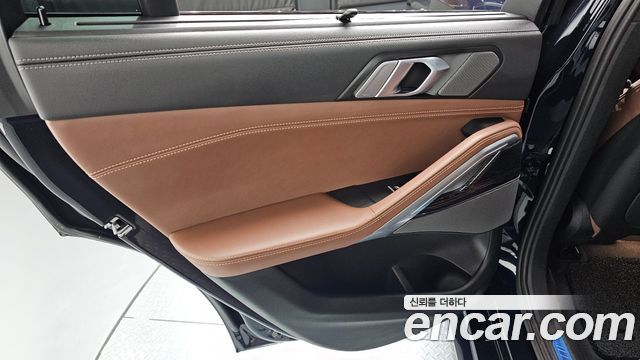 BMW X6 (G06) xDrive40i M Sport 2024 — фото 25