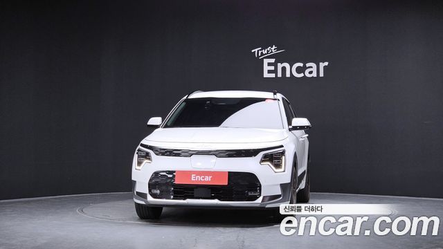 Kia Niro EV Earth 2025 — фото 3