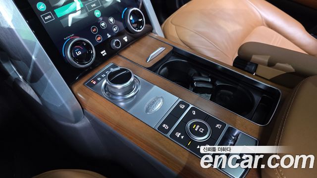 Land Rover Range Rover (IV) D350 AB Disel 2022 — фото 9