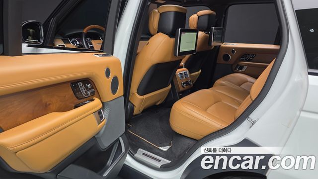 Land Rover Range Rover (IV) D350 AB Disel 2022 — фото 13