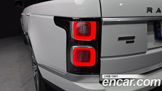 Land Rover Range Rover (IV) D350 AB Disel 2022 — фото 23