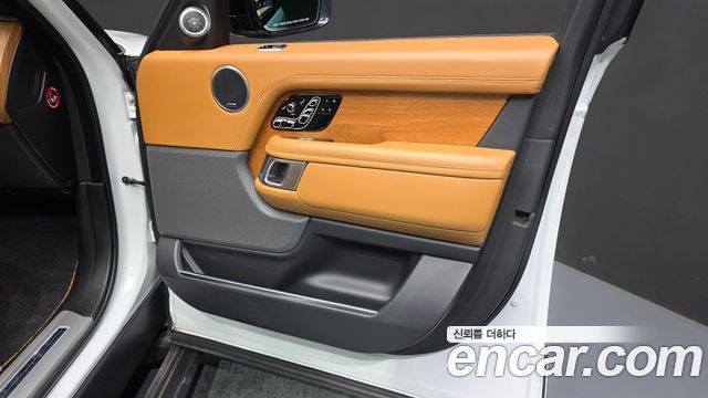 Land Rover Range Rover (IV) D350 AB Disel 2022 — фото 24