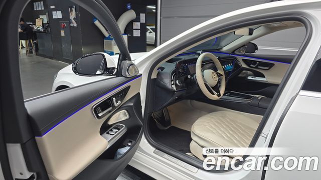 Mercedes-Benz E-Class (W214) E200 Avantgarde 2024 — фото 10